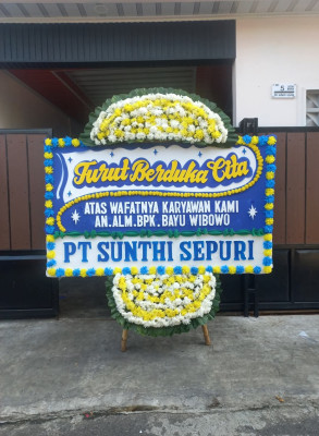 Papan Bunga Duka di Tambak Sari